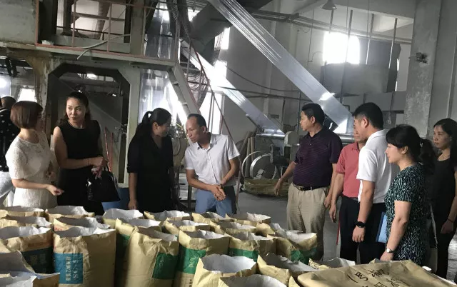 熱烈歡迎佛山市河南省商會(huì)領(lǐng)導(dǎo)蒞臨廣一塑薄膜有限公司參觀指導(dǎo)工作！