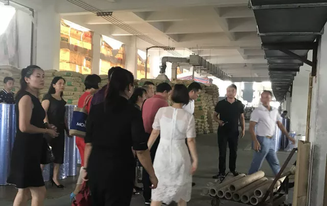 熱烈歡迎佛山市河南省商會(huì)領(lǐng)導(dǎo)蒞臨廣一塑薄膜有限公司參觀指導(dǎo)工作！